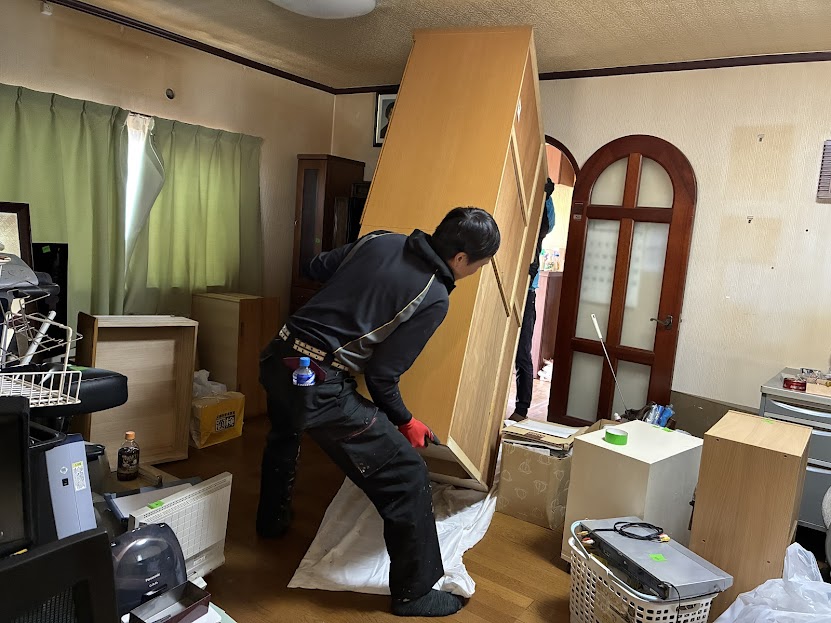 遺品整理｜遺品整理士｜不用品回収｜女性スタッフ在籍｜自治体公認業者｜松山市